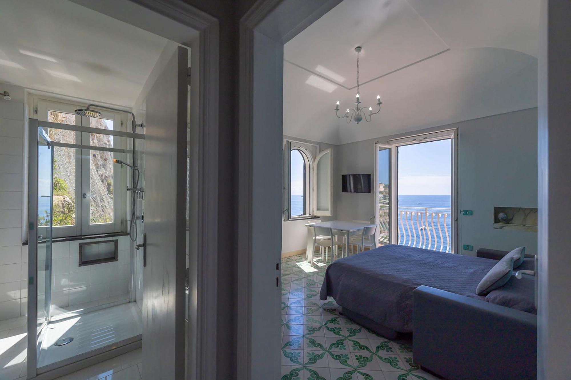 Design Sea View Accessible By 250 Steps Appartamento *